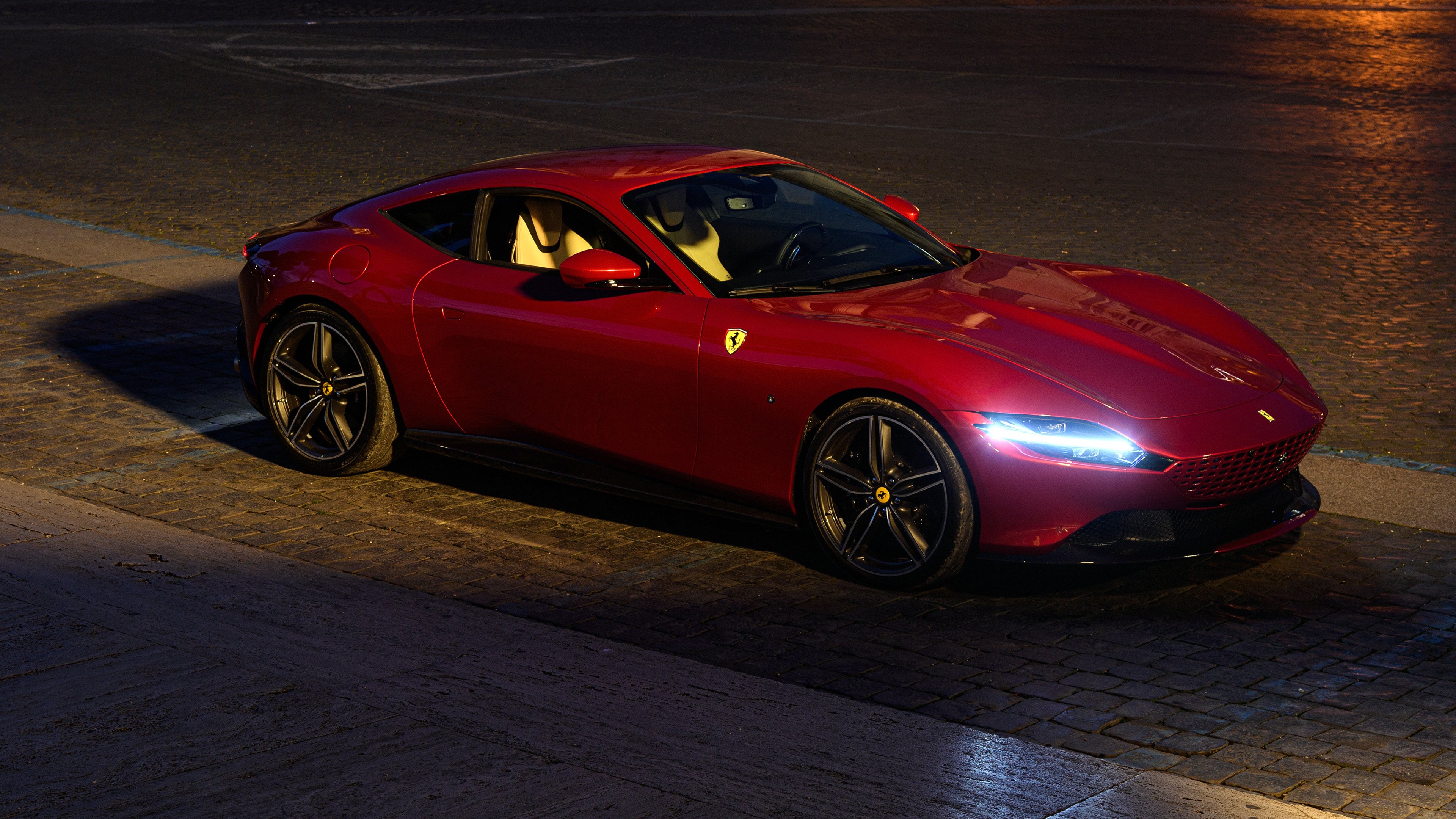 “马科斯·莫奇:阿根廷美洲狮队的后防新星,未来潜力无限”