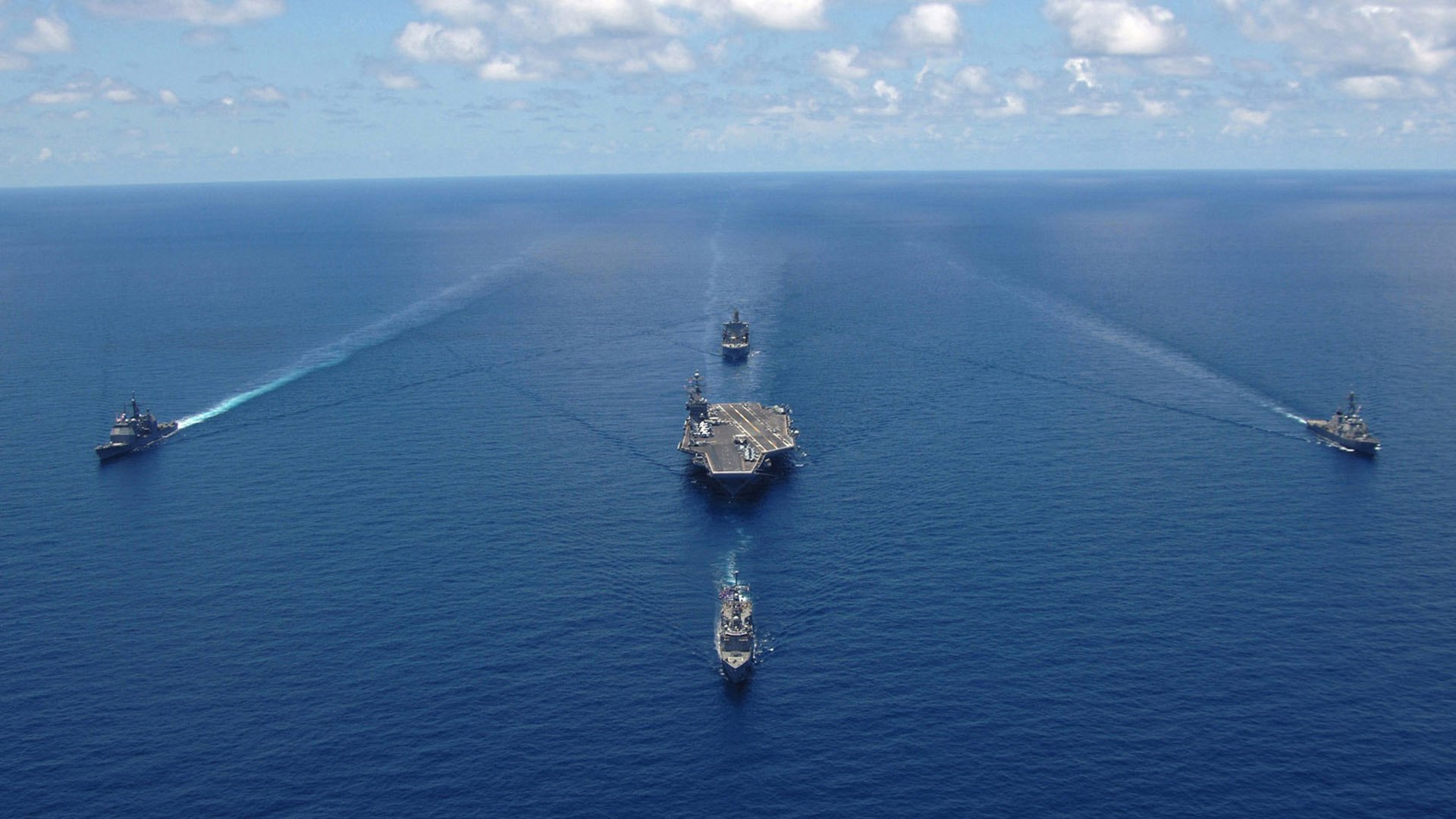 米切尔突破后跳投打成高难度进攻，米切尔怎么不上场